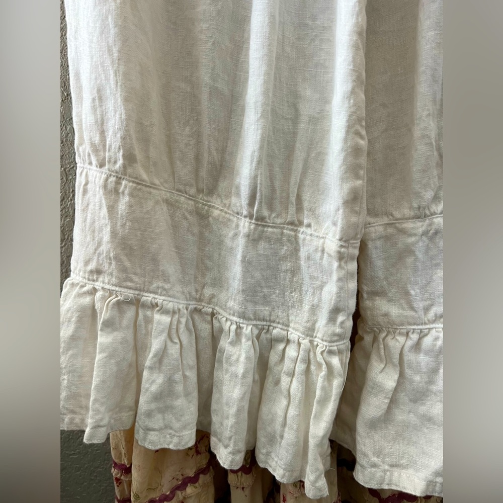 Linen White Ruffled Cropped Pants - Picture 6 of 9